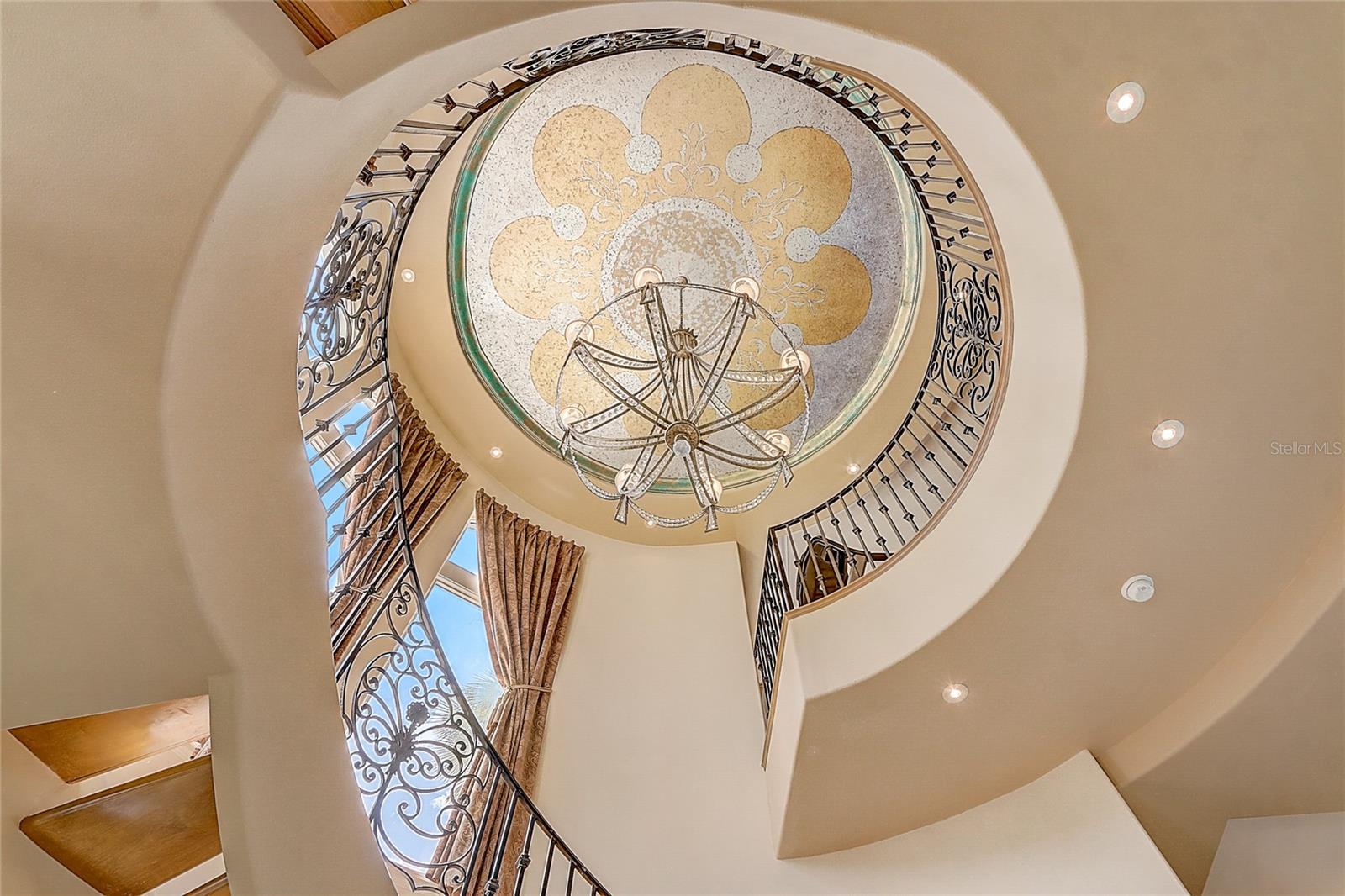 SPRING LAKE POINTE - Residential