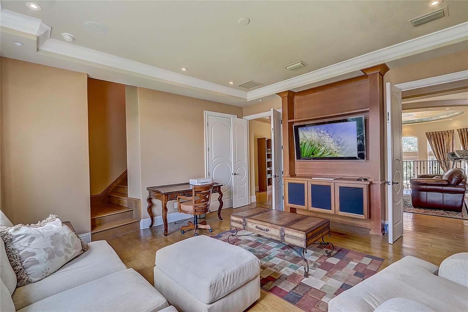 SPRING LAKE POINTE - Residential