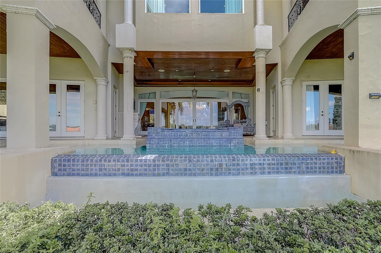 SPRING LAKE POINTE - Residential