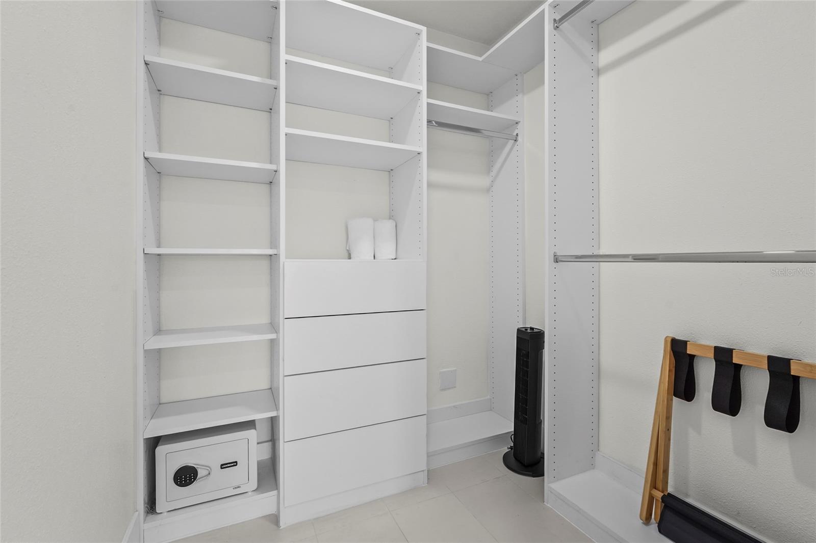 LACIOS SEC B - Residential