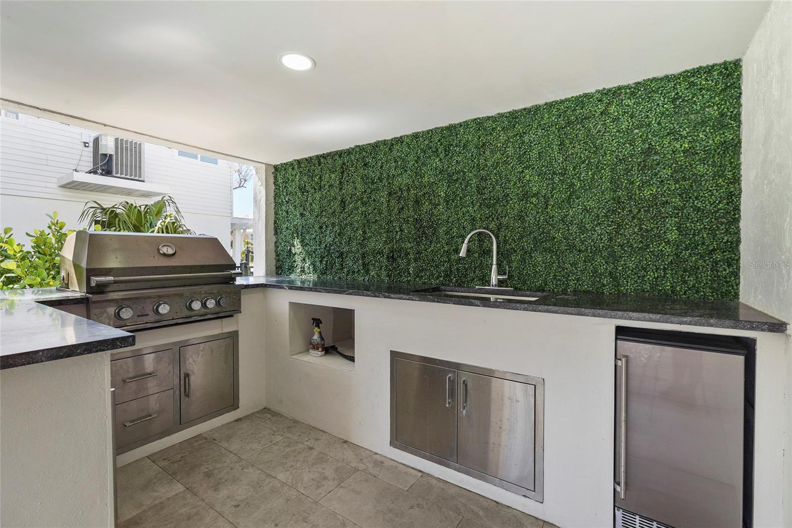 LACIOS SEC B - Residential