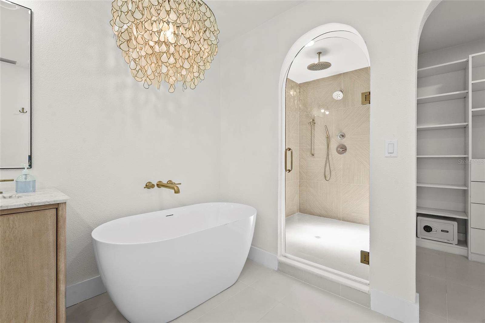 LACIOS SEC B - Residential