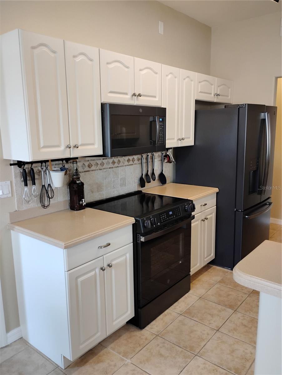 TUSCAN LAKES - Residential