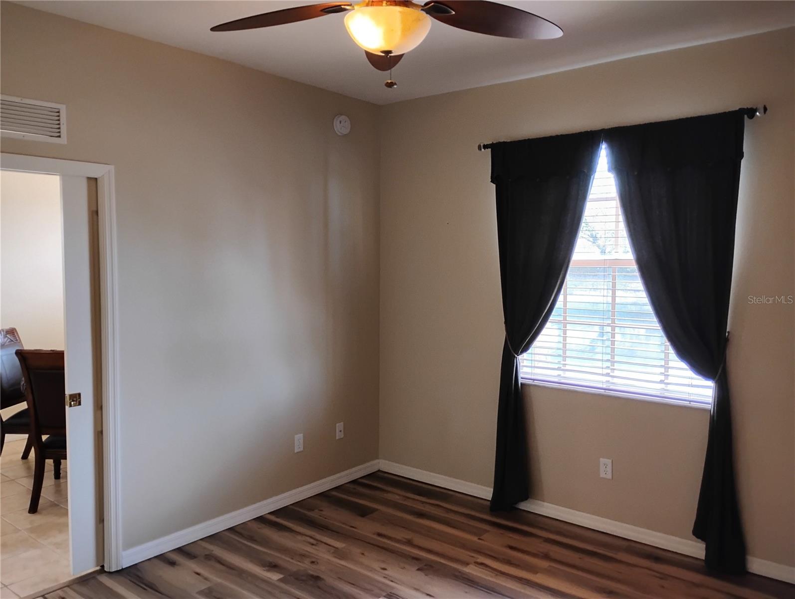 TUSCAN LAKES - Residential