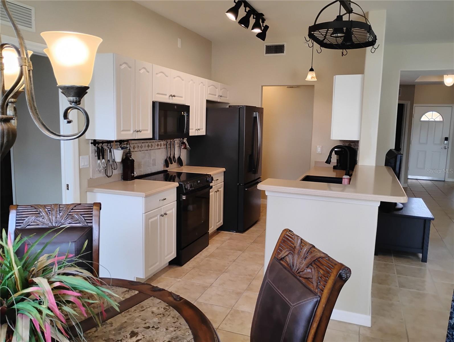 TUSCAN LAKES - Residential