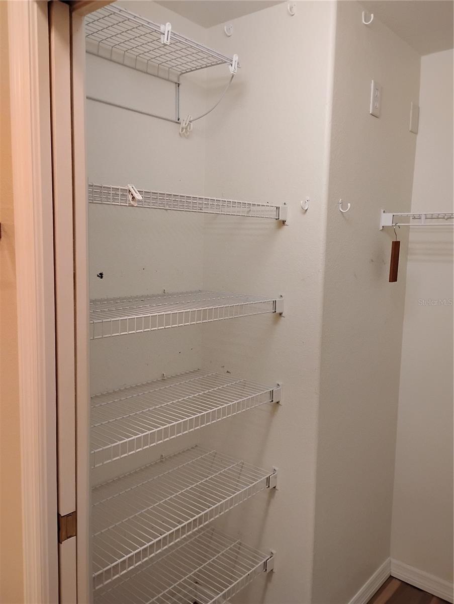 TUSCAN LAKES - Residential