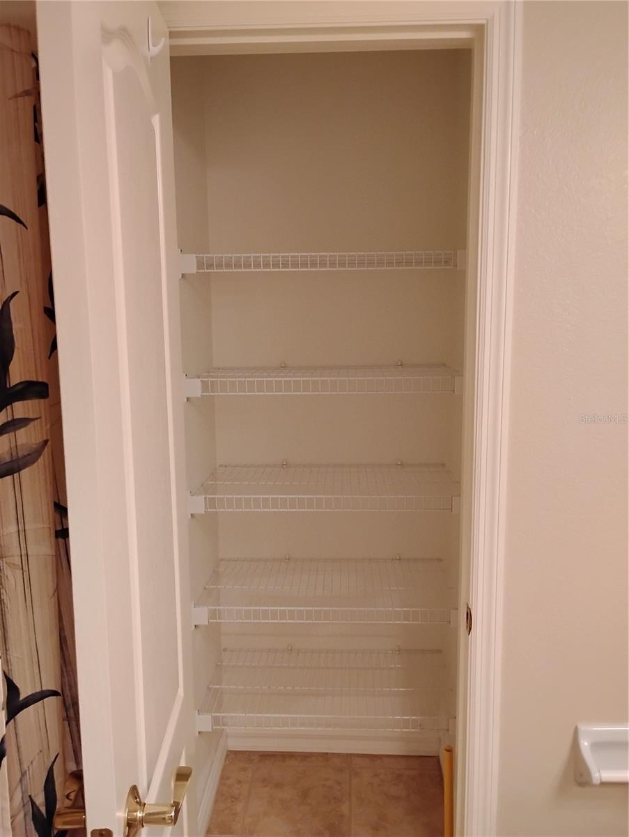 TUSCAN LAKES - Residential