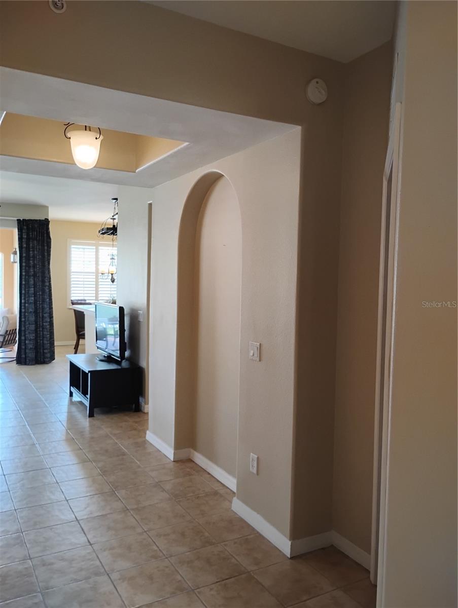 TUSCAN LAKES - Residential