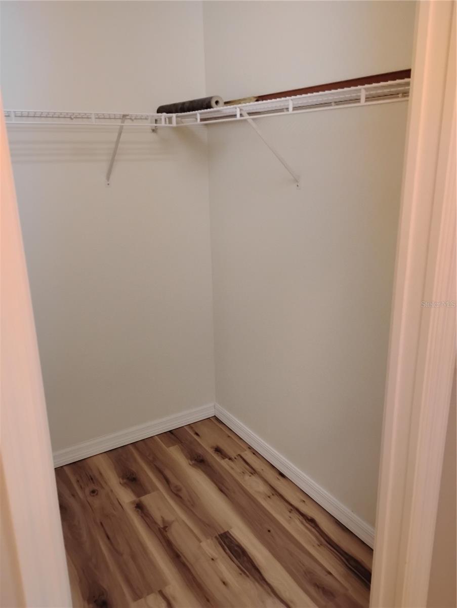 TUSCAN LAKES - Residential