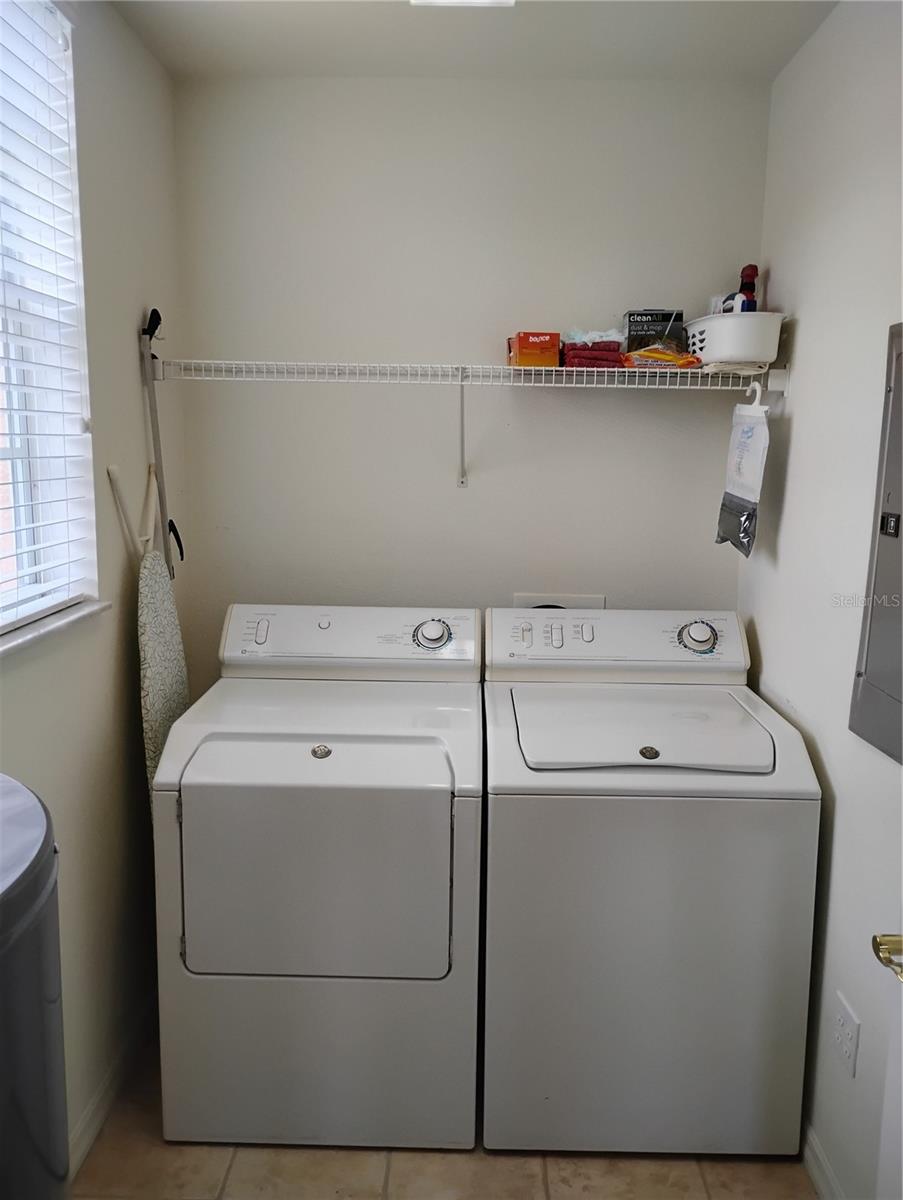 TUSCAN LAKES - Residential