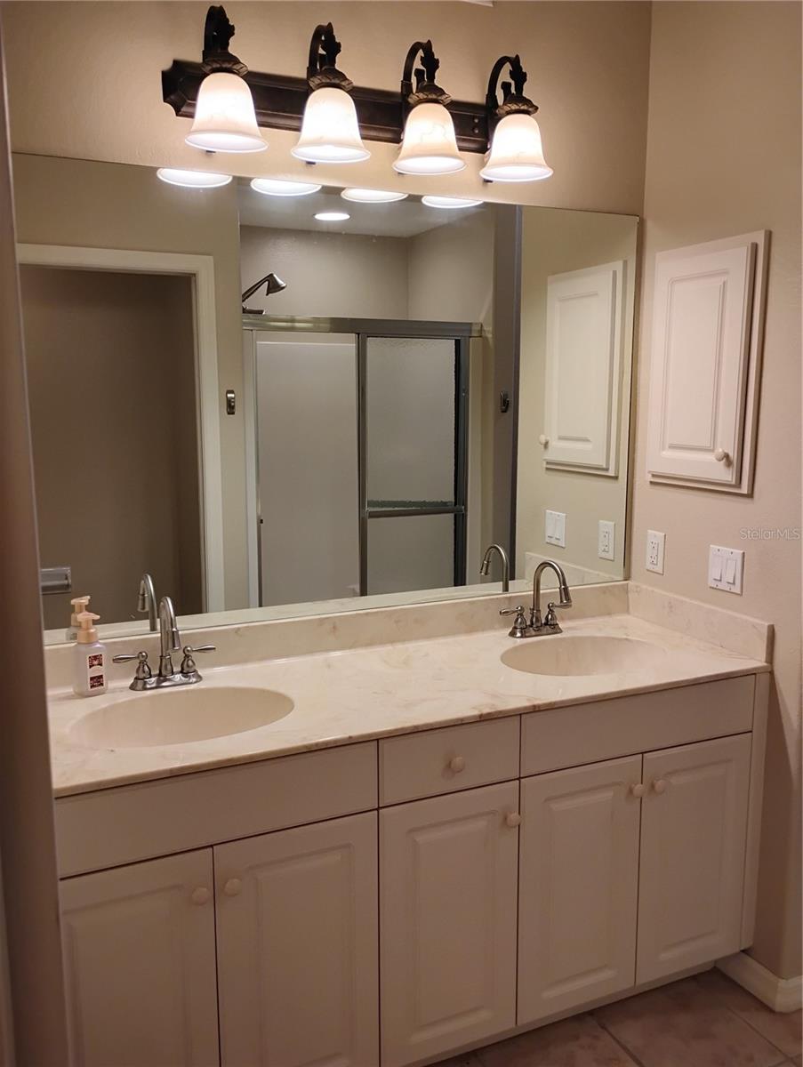 TUSCAN LAKES - Residential