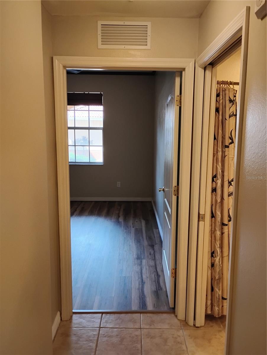 TUSCAN LAKES - Residential