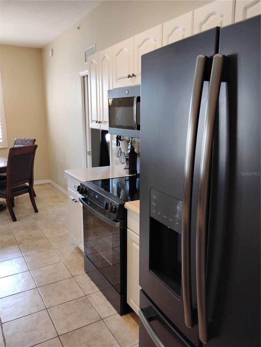 TUSCAN LAKES - Residential