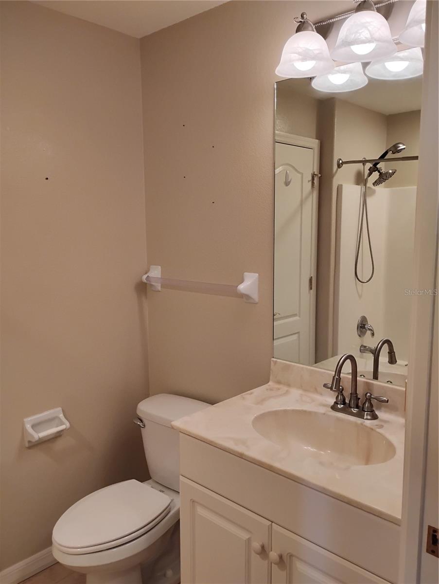 TUSCAN LAKES - Residential