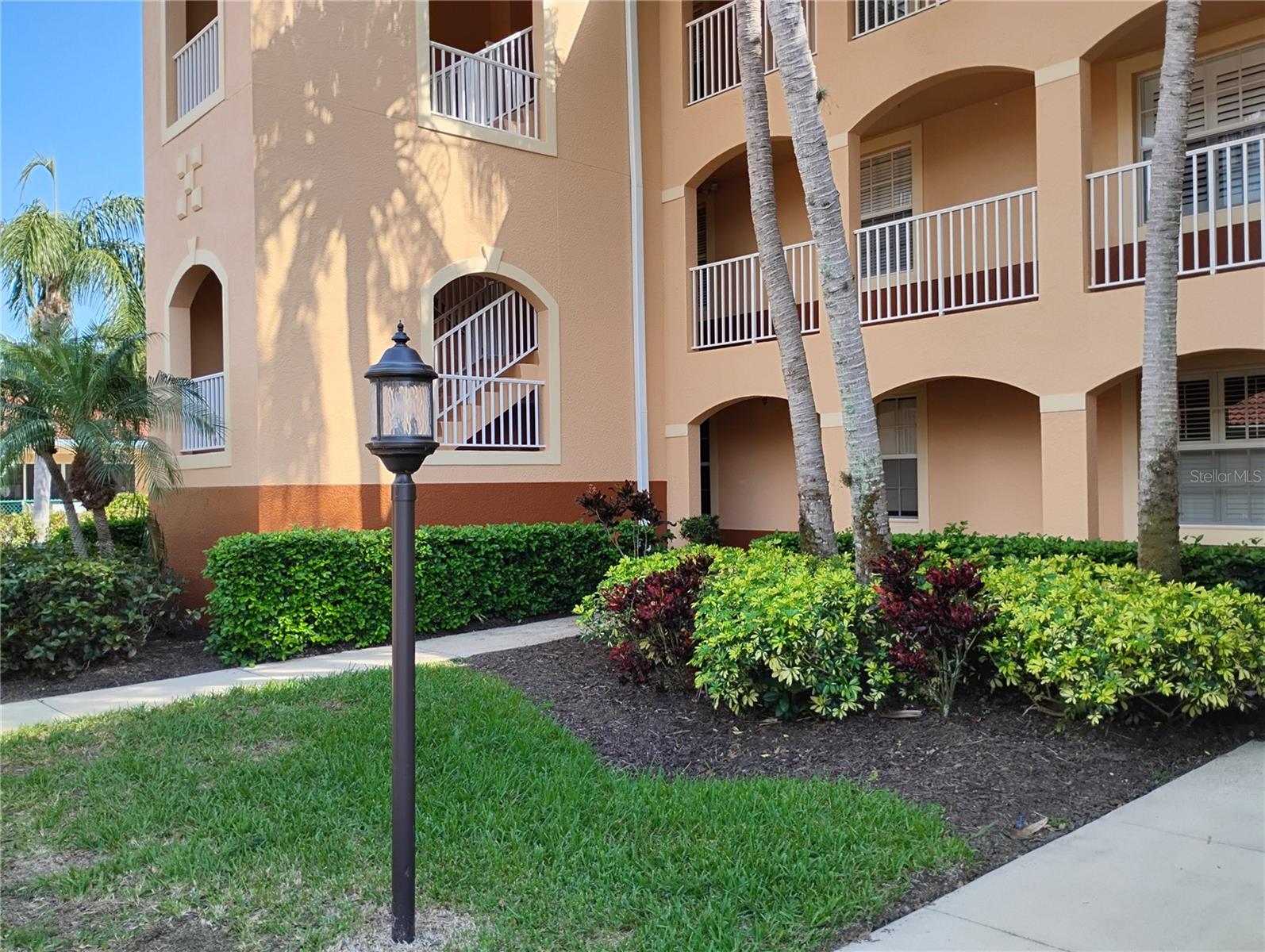 TUSCAN LAKES - Residential