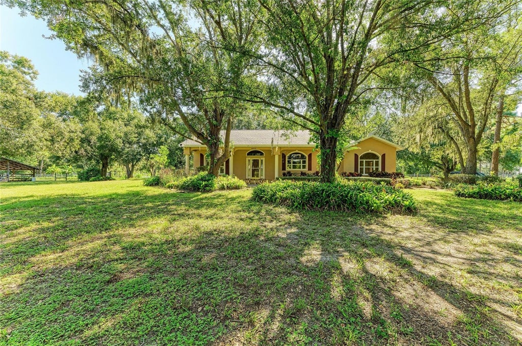 Photo of 6055 County Road 675, Myakka City, FL 34251 (MLS # A4704004)