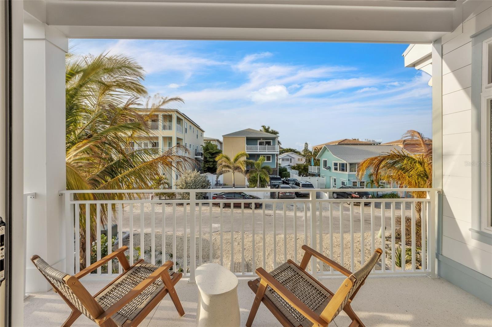 CORTEZ BEACH - Residential