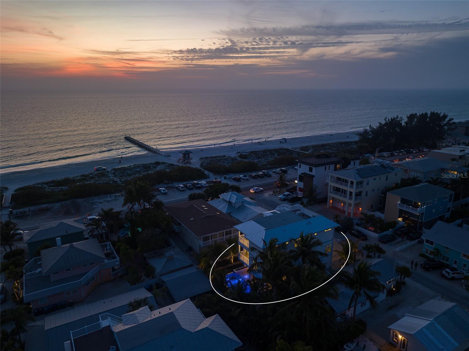 CORTEZ BEACH - Residential