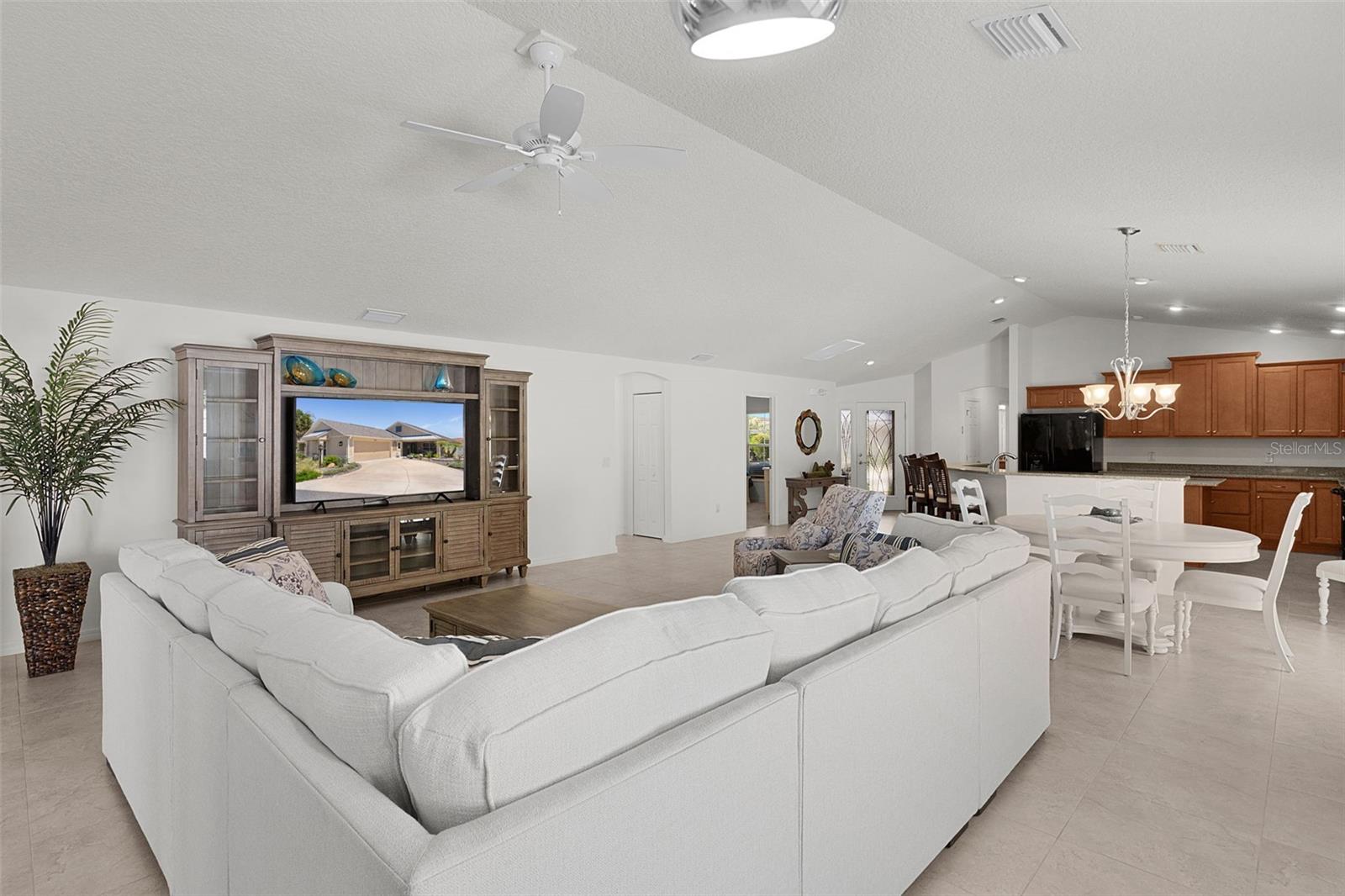 COLLIER AT ALDEN BUNGALOWS - Residential