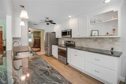 Tiny photo for 17373 SE 130th Avenue, Weirsdale, FL 32195 (MLS # G5112110)