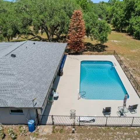 Tiny photo for 17373 SE 130th Avenue, Weirsdale, FL 32195 (MLS # G5112110)