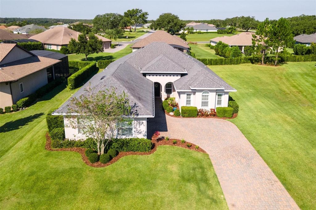 Photo of 39517 Hillrise Lane, Lady Lake, FL 32159 (MLS # G5103664)