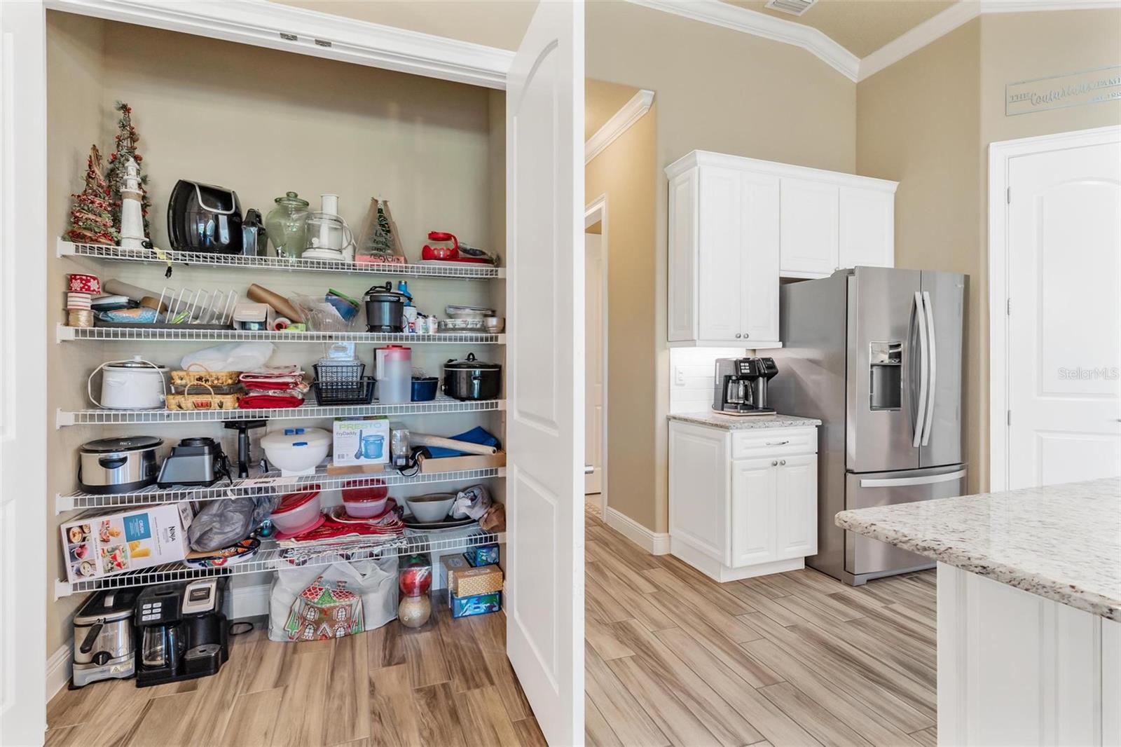 HARBOR HILLS - Residential