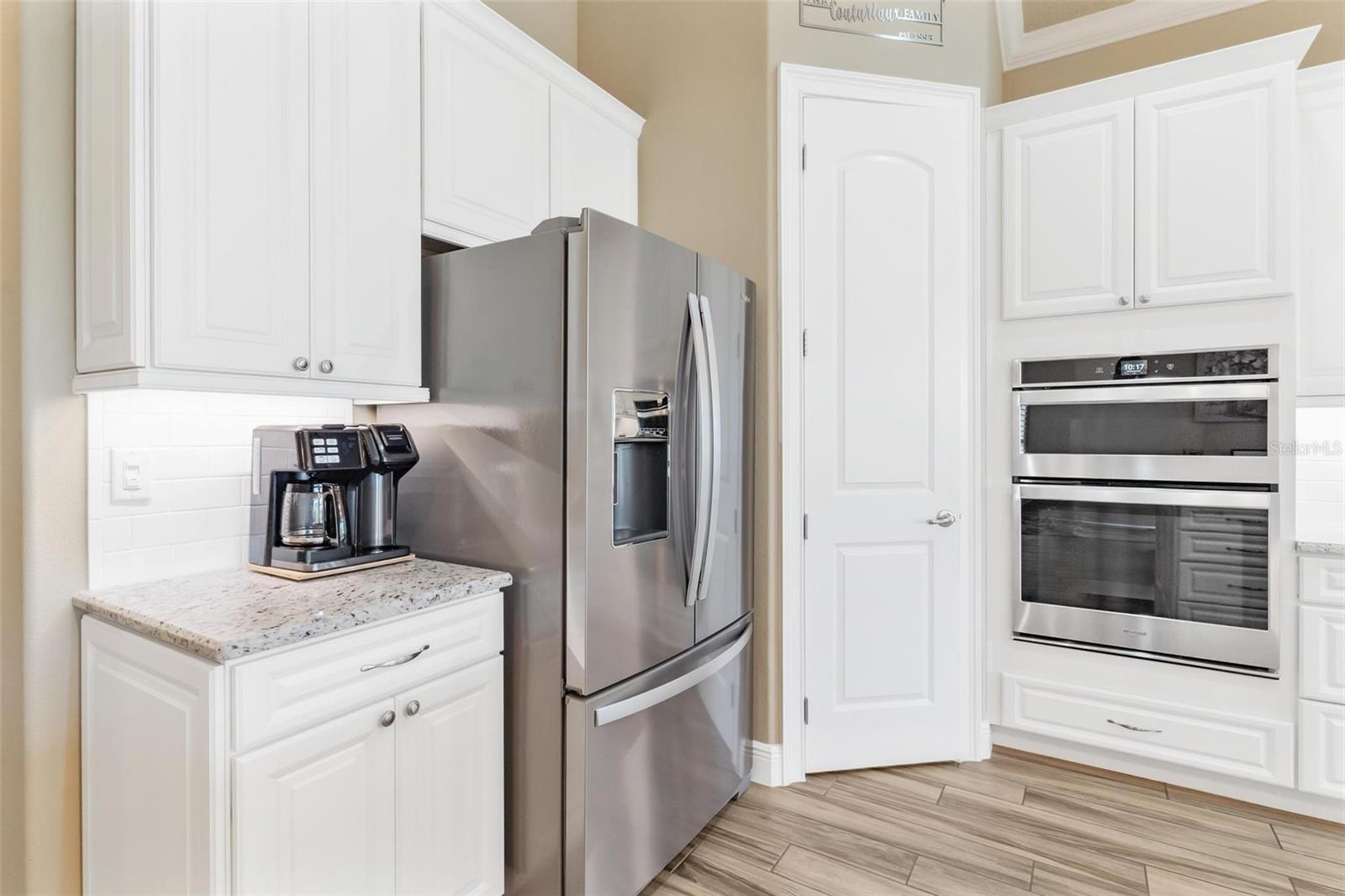 HARBOR HILLS - Residential