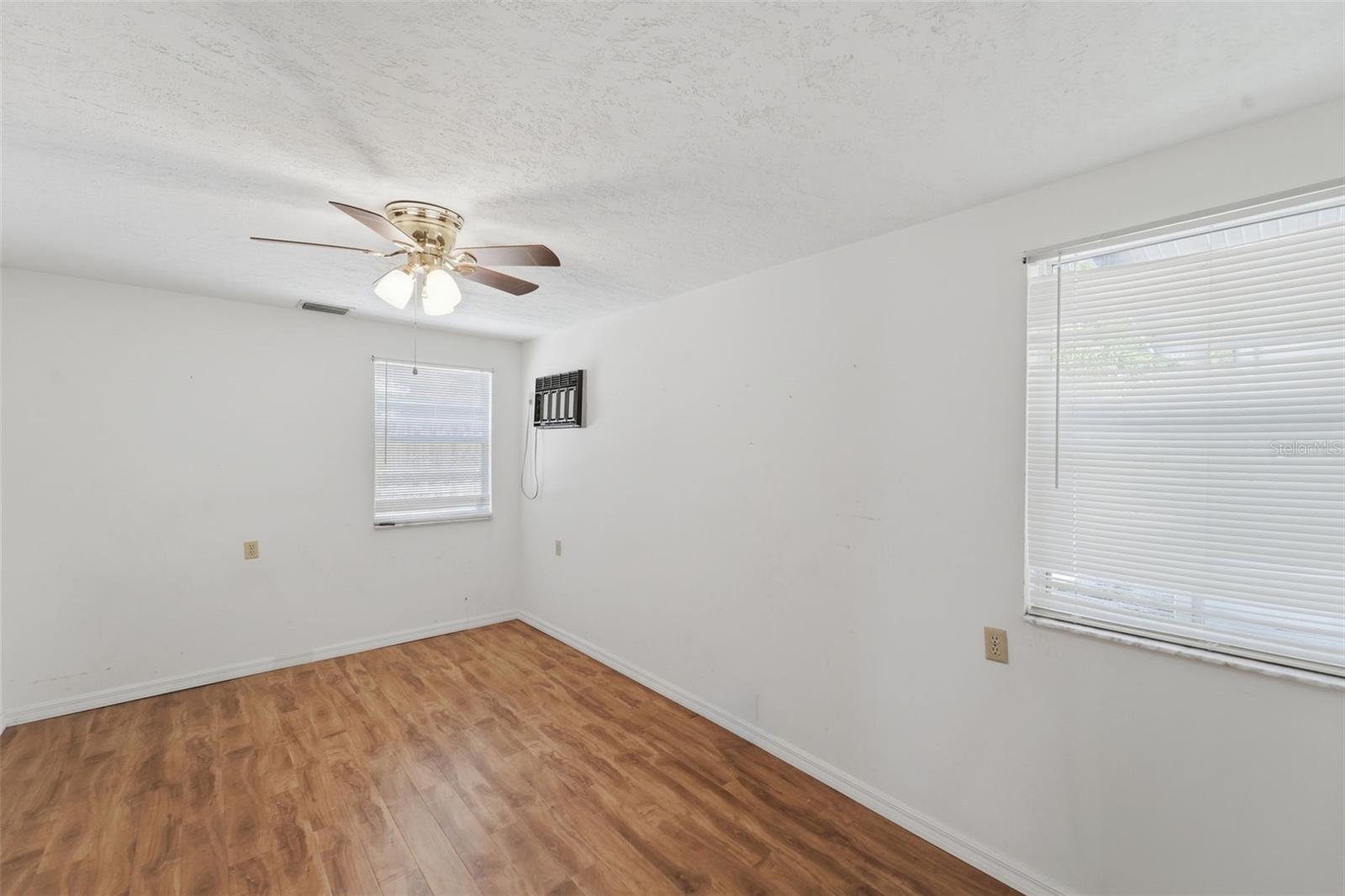 CLOVERDALE SUB - Residential