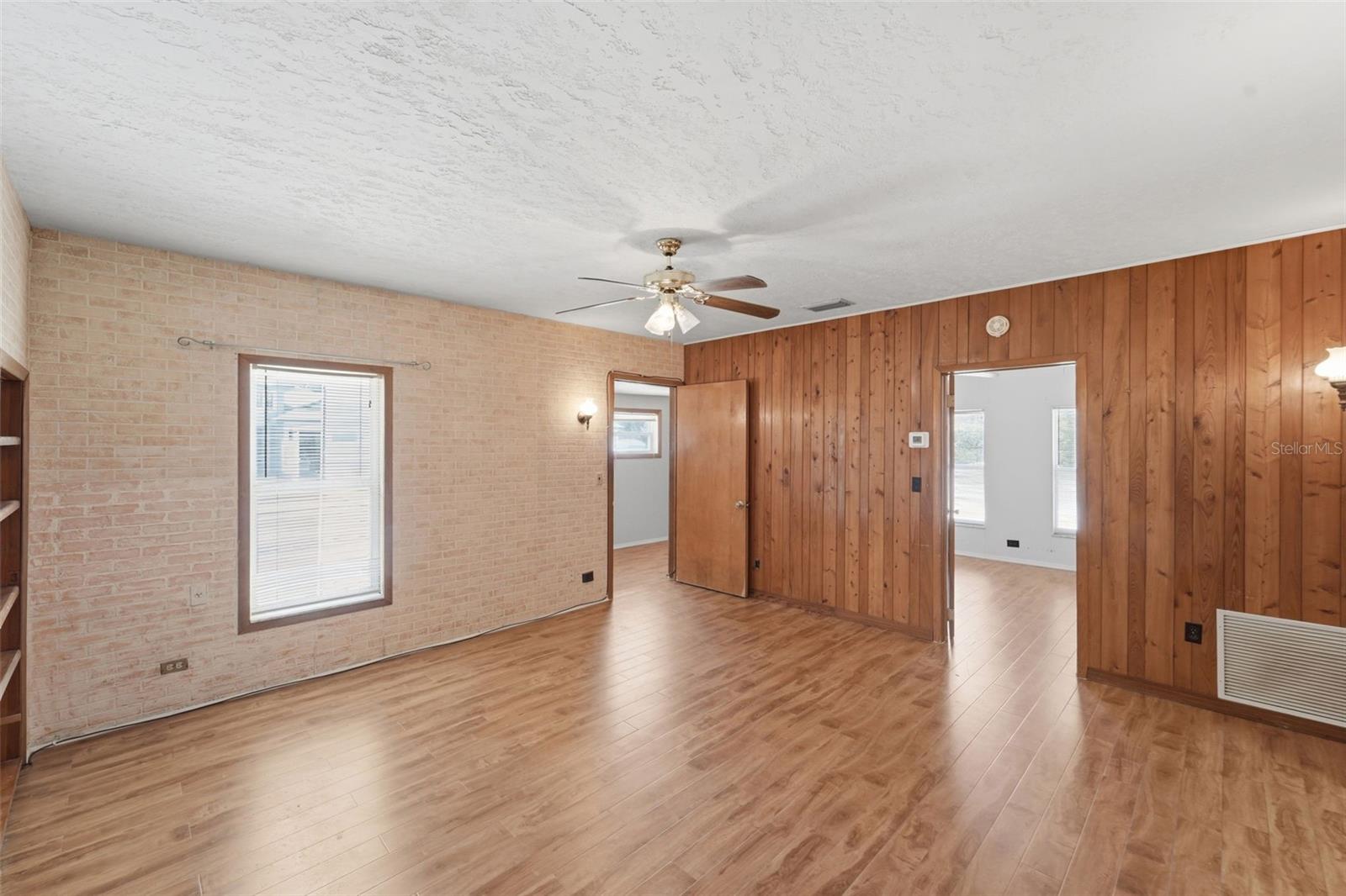 CLOVERDALE SUB - Residential