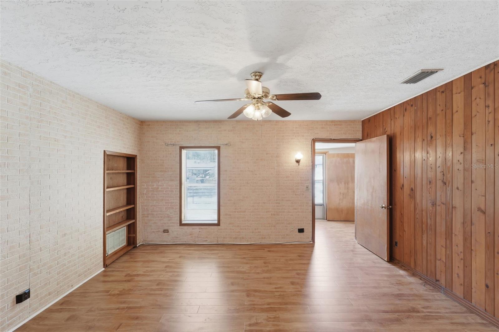 CLOVERDALE SUB - Residential