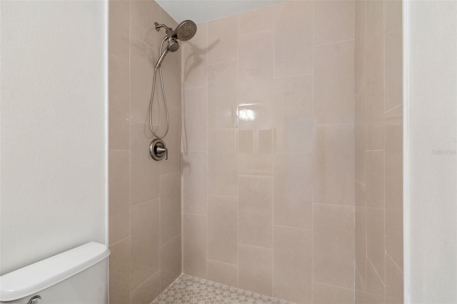 ASBEL ESTATES - Residential