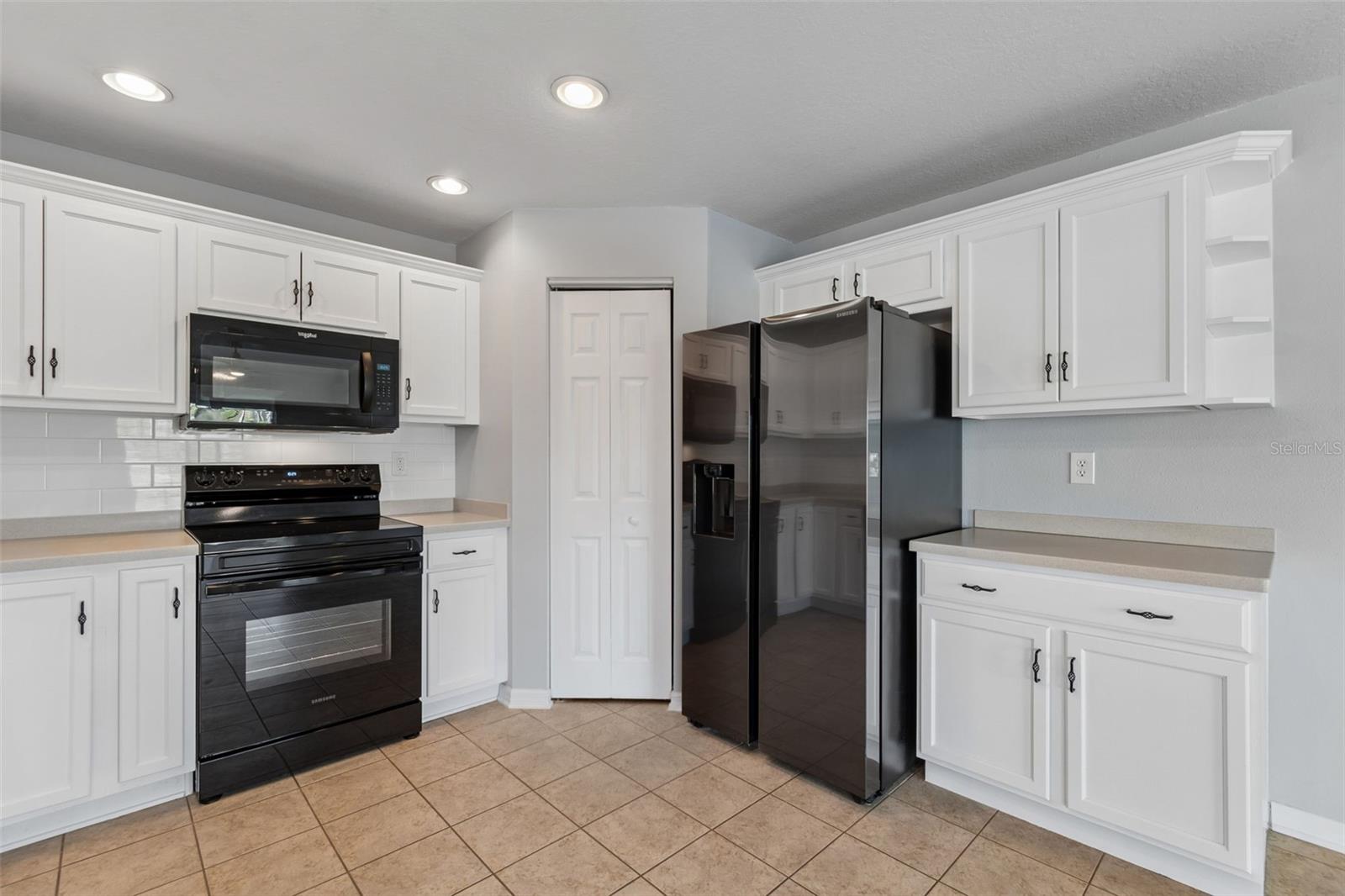 ASBEL ESTATES - Residential