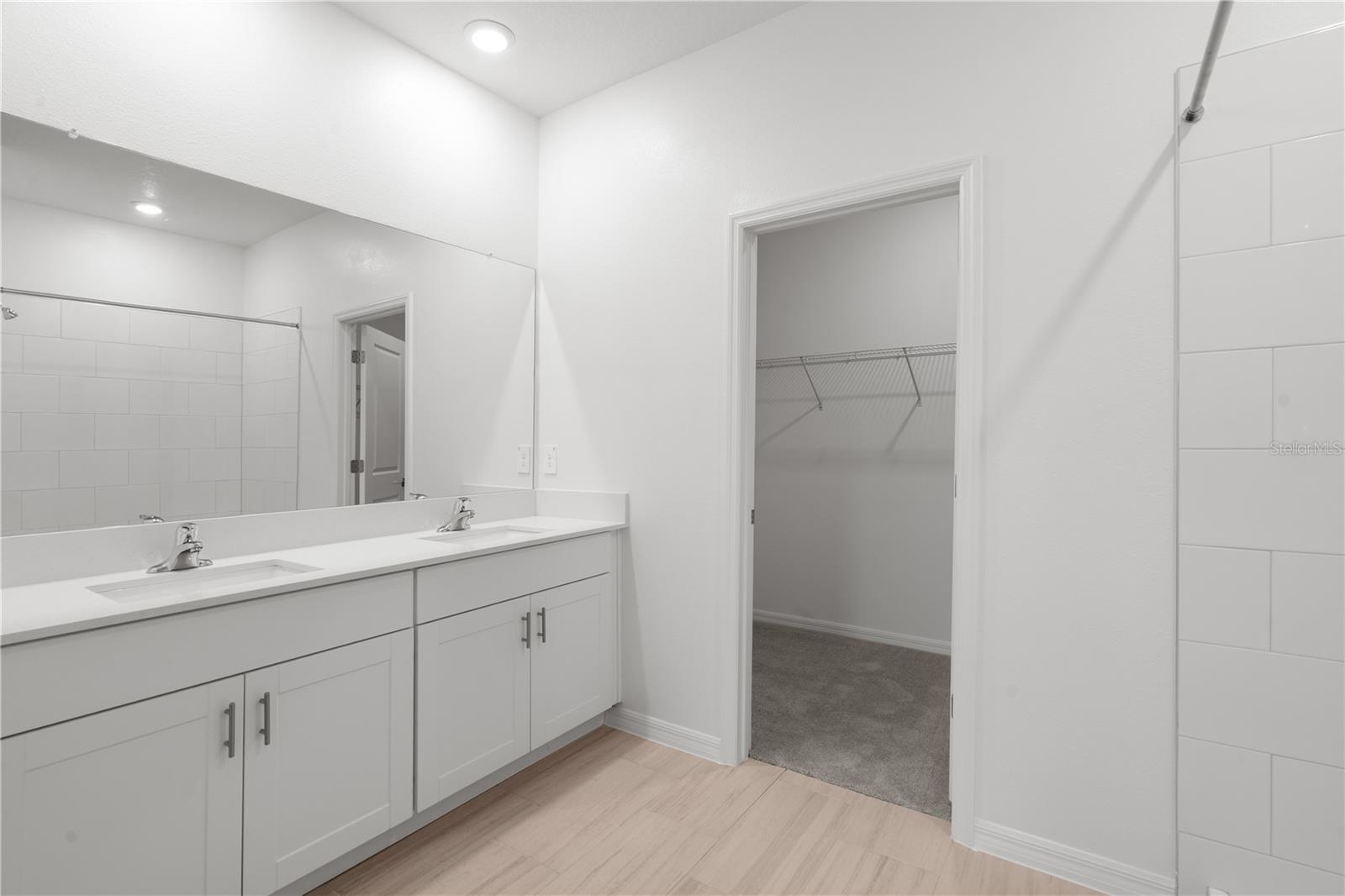 ANGELINE PH 4D - Residential Lease