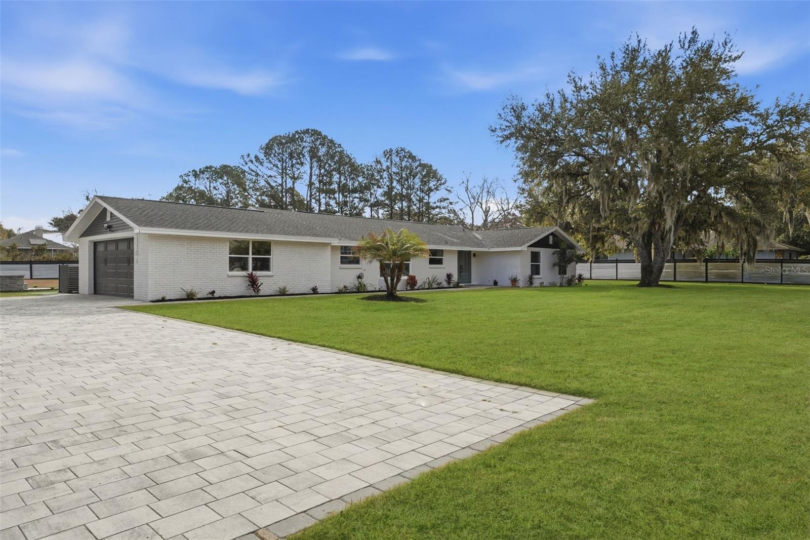 2338 MEADOWBROOK DRIVE