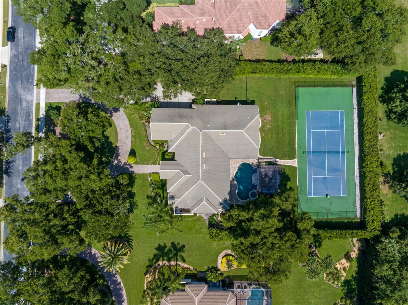 7725 FLEMINGWOOD COURT