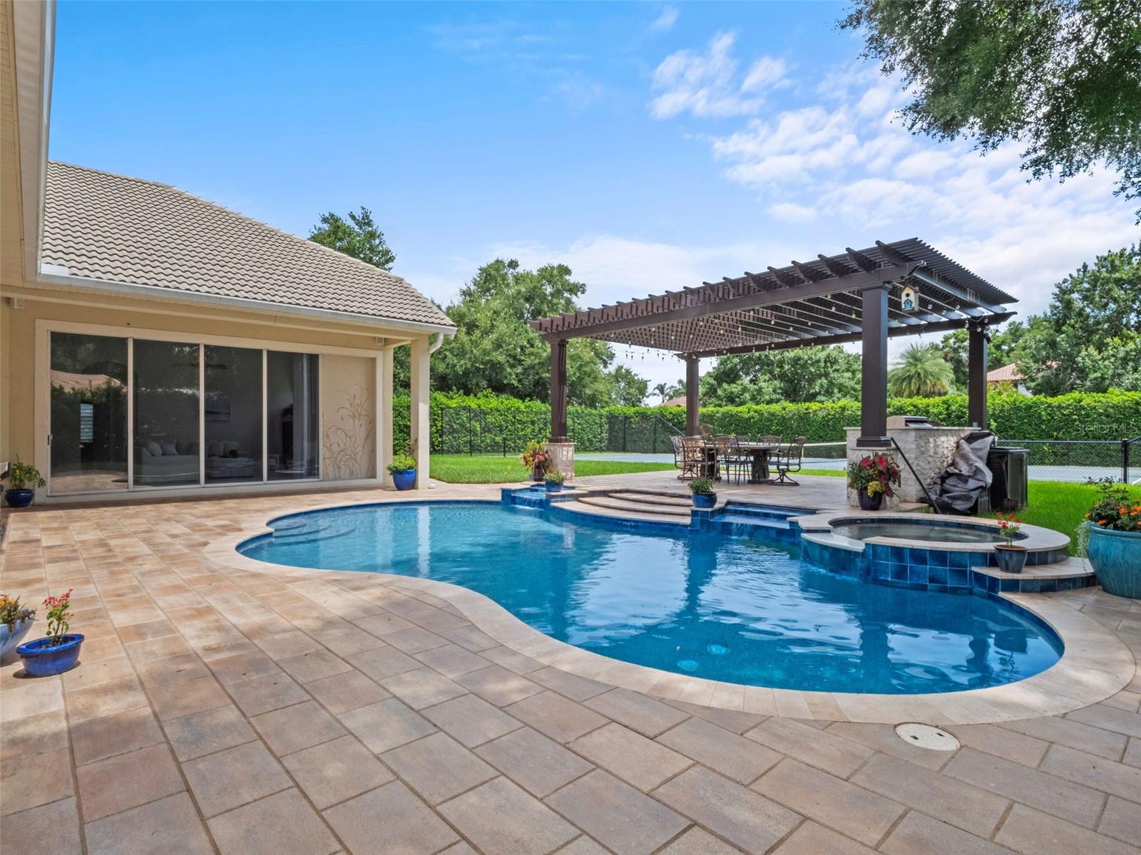 LAKE MARKHAM PRESERVE - Residential