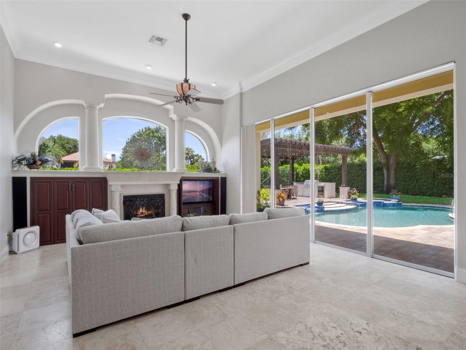 LAKE MARKHAM PRESERVE - Residential