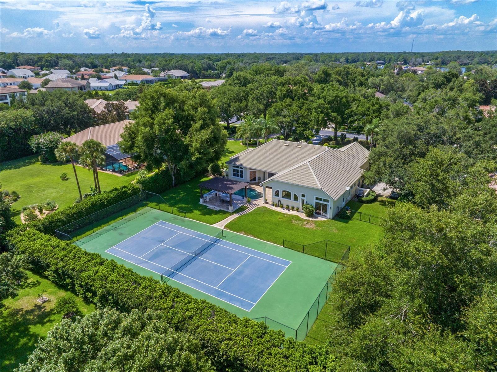 LAKE MARKHAM PRESERVE - Residential