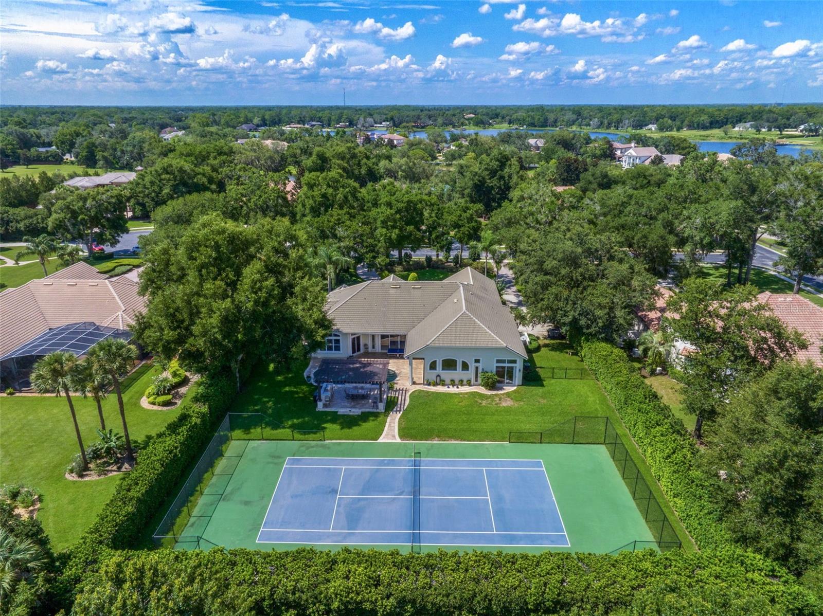 LAKE MARKHAM PRESERVE - Residential