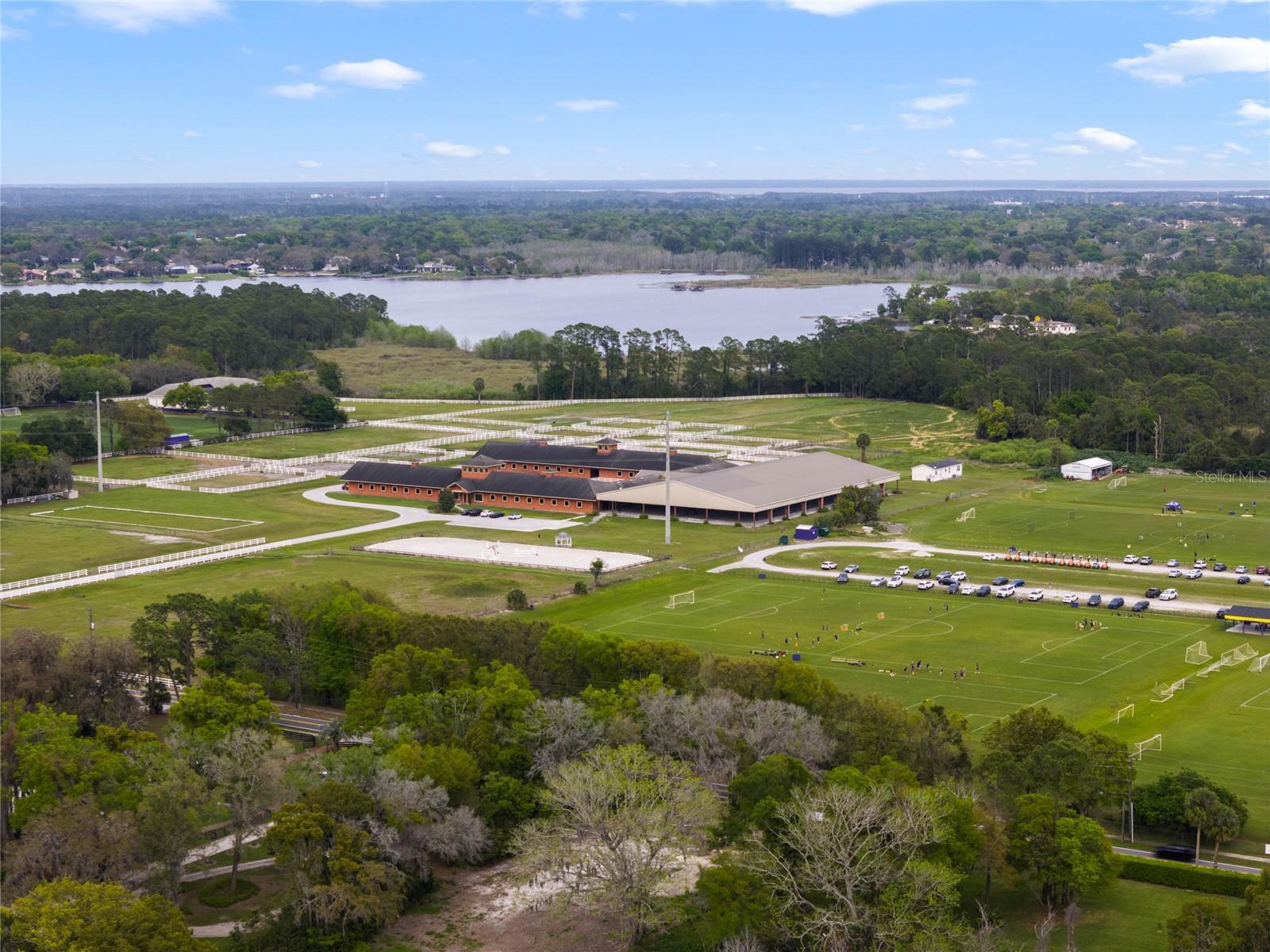 LAKE MARKHAM PRESERVE - Residential