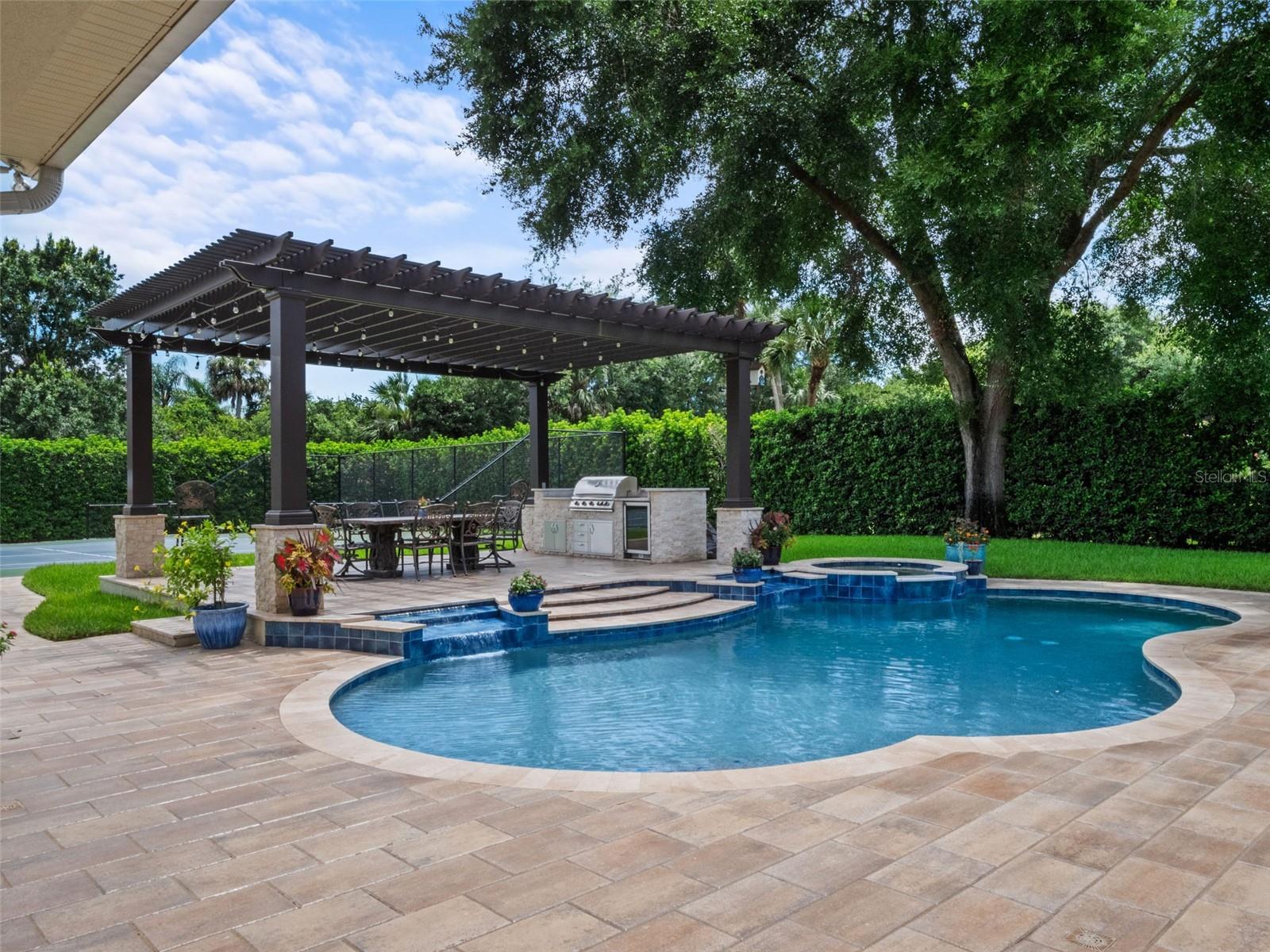 LAKE MARKHAM PRESERVE - Residential
