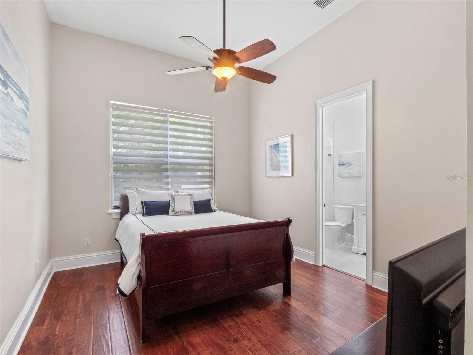 LAKE MARKHAM PRESERVE - Residential