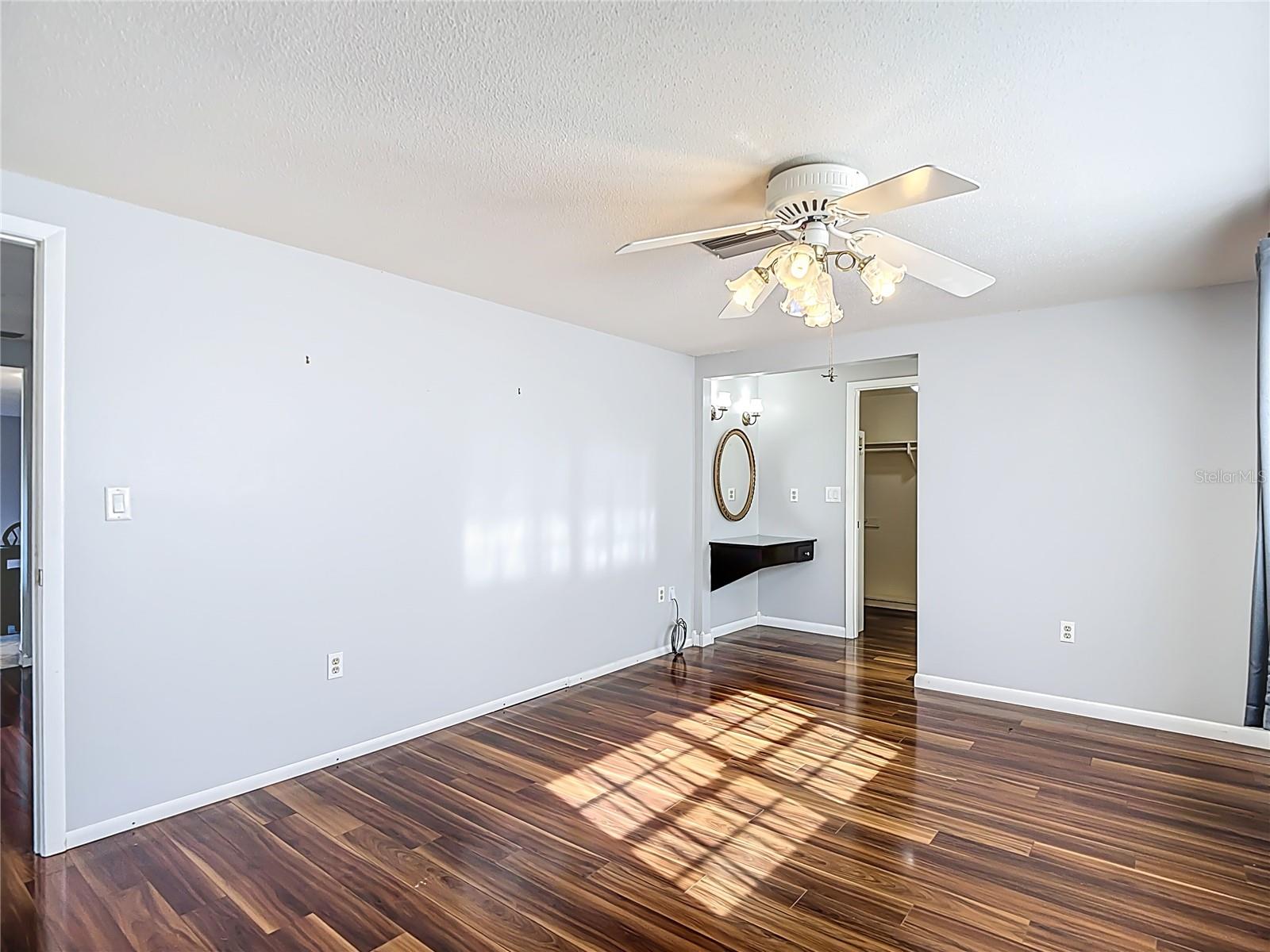 BEACON WOODS - Residential