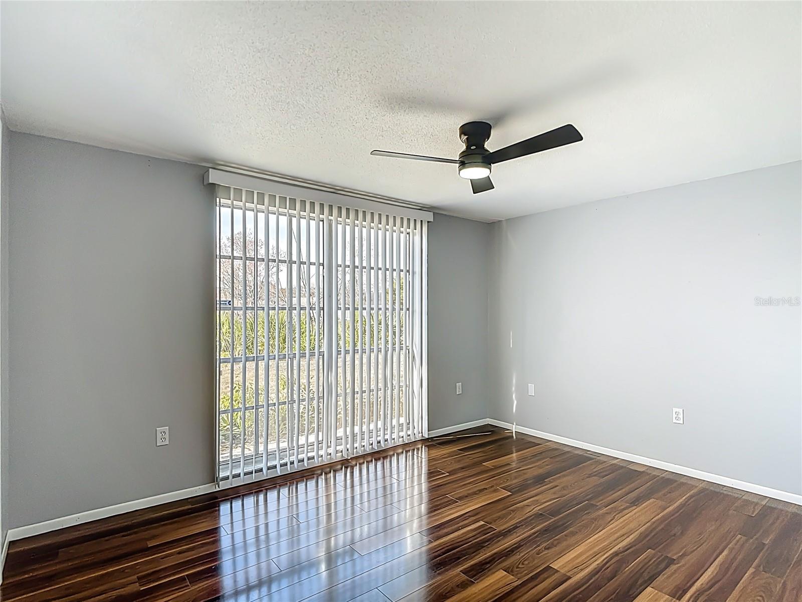 BEACON WOODS - Residential