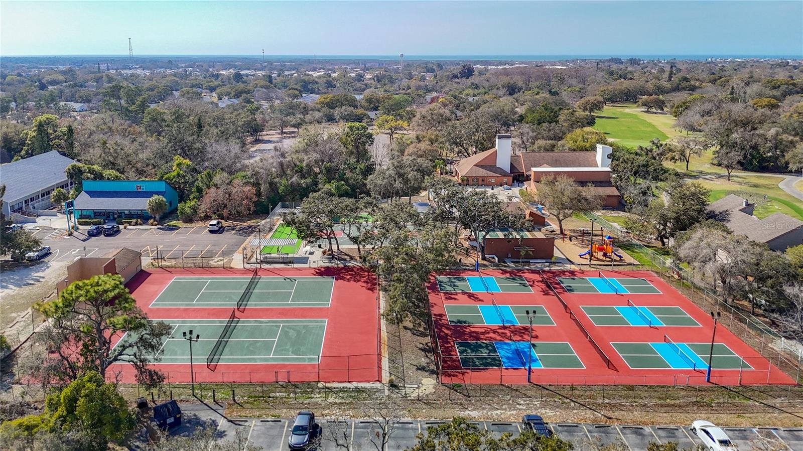 BEACON WOODS - Residential