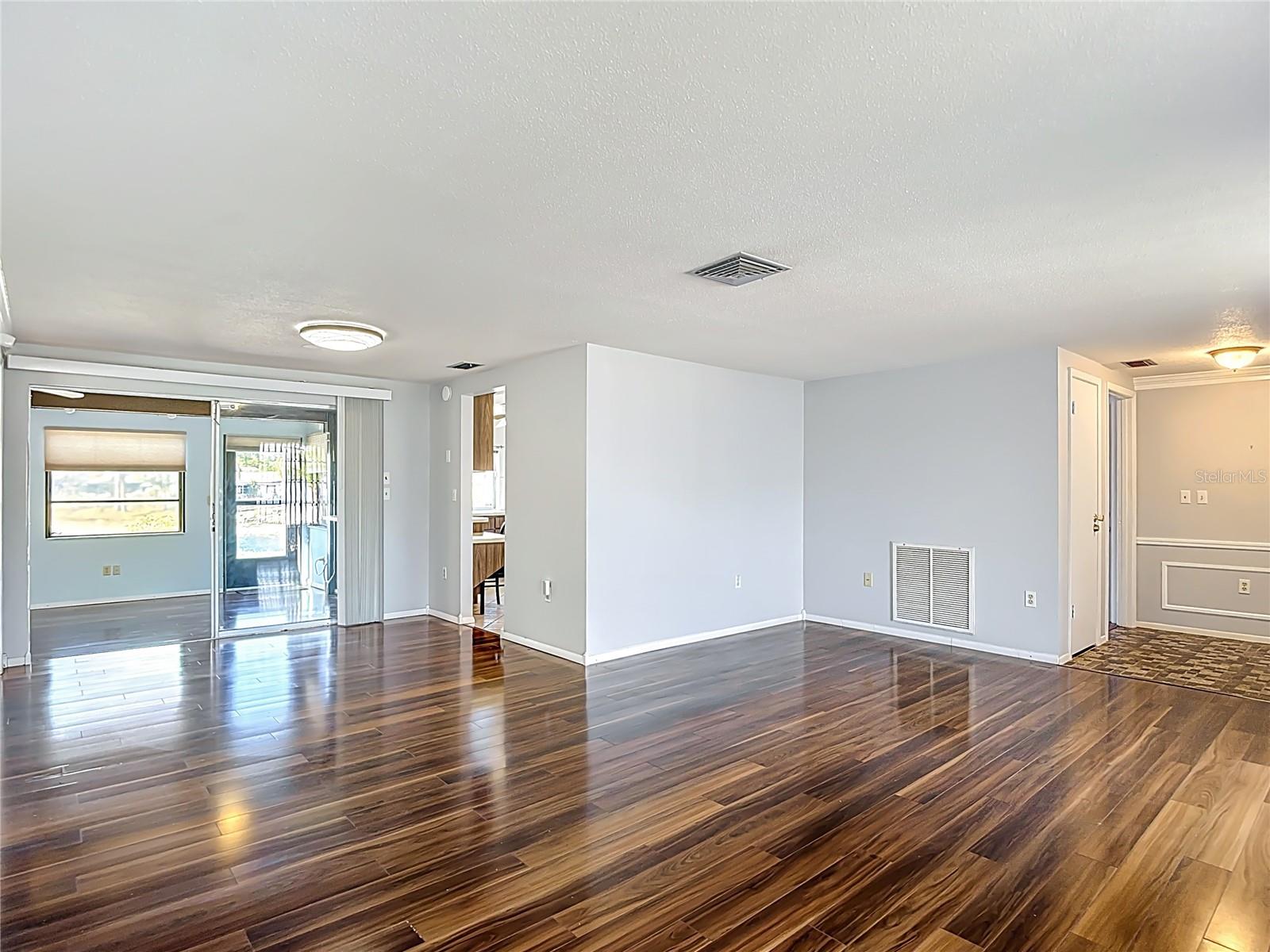 BEACON WOODS - Residential