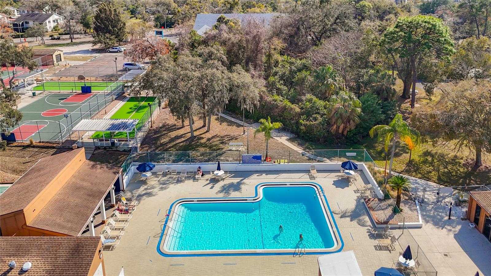 BEACON WOODS - Residential