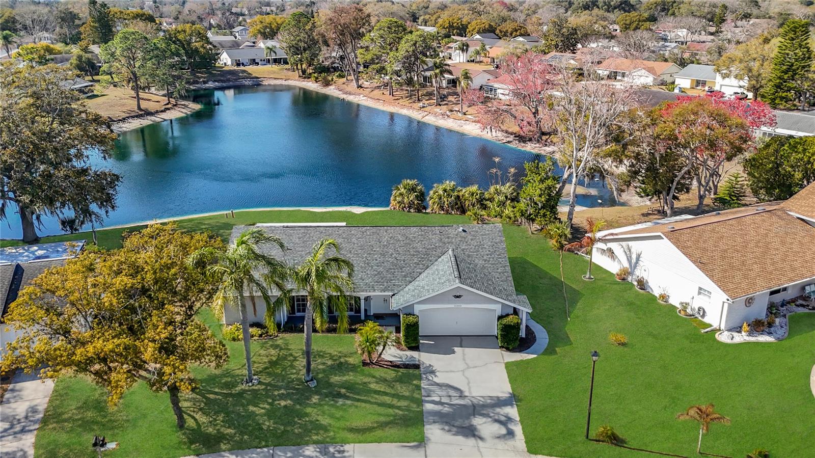 BEACON WOODS - Residential