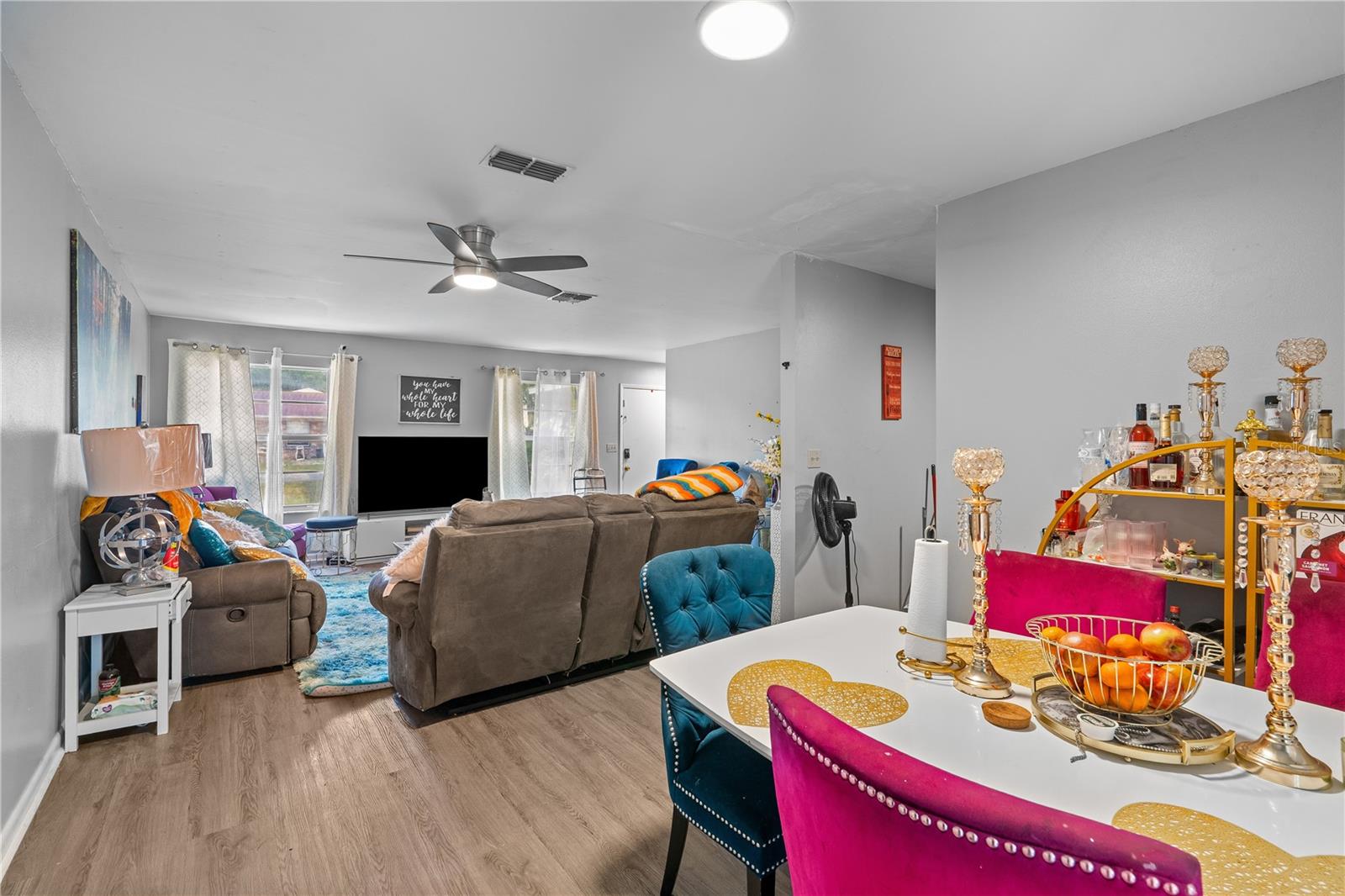 SILVER SPRINGS SHORES - Residential